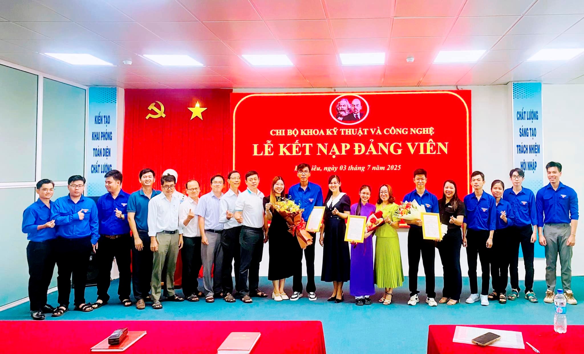 Sự kiện 2